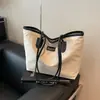 Saco de Grande Capacidade Feminino 2024 Novo Saco de Ombro Simples All-match Estudantes Universitários Classe Hot Commuter Tote Bag