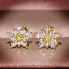 Pendientes de copo de nieve de estrella de cinco puntas versión coreana femenina pendientes de copo de nieve de Navidad totalmente de diamantes joyería de oído de plata al por mayor en stock