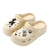 Sandalias perforadas de verano para mujer, chanclas de EVA para hombre, zapatos de playa transpirables, pantuflas de punta cerrada para mujer, chanclas deslizantes para pareja, sandalias para mujer