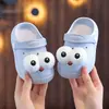 Novas Sandálias Crocs Antiderrapantes de Primavera 2026 para Meninos e Meninas, Crocs de Bebê para Exterior com Solado Grosso