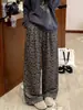 Pantalones retro de pierna ancha con estampado de leopardo estilo coreano para mujer, nueva colección de otoño, de cintura alta, adelgazantes, corte holgado, adecuados para figuras petite, pantalones casuales de pierna recta con dobladillo curvo