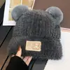 Sombrero Nuevo de Orejas de Oso para Otoño e Invierno Protección Auditiva Felpa Cálido Cortavientos Circunferencia de Cabeza Grande para Mujer Dulce Versátil de Punto