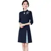 Vestido profesional estilo chino con cuello abotonado y manga media para mujer, adecuado para primavera y otoño, nueva vestimenta de trabajo estilo chino para recepción de hotel con bordado