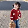 Suéter de Fresa Estilo Coreano para Niñas Otoño/Invierno 2026 Nueva Moda Infantil Suéter de Punto para Niña Pequeña Trendy