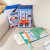 Adorable bolsa de almacenamiento para mascotas y bebés con temática de dibujos animados, bolsa para pañales con compartimentos separados para artículos húmedos y secos, bolsa de almacenamiento multifuncional de doble capa con cremallera