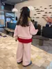 26 Conjunto de Moda Coreana de Dibujos Animados, Sudadera Polar de Otoño/Invierno Nueva y Pantalones Deportivos Cálidos para Bebés