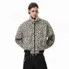 Jaqueta de Algodão Reversível com Gola Alta de Pele Sintética Proteção contra Frio de Inverno Quente Solta Estampa de Leopardo Casaco de Algodão Roupa Exterior Masculina Punk Tendência de Rua
