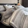 Conjunto de cama de quatro peças de luxo leve Classe A, espesso, quente, de veludo de leite, inverno, flanela de veludo coral, lençol de cama, capa de edredom