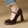 Novos Saltos Altos Femininos 2026 Primavera e Outono Plataforma Impermeável Retrô Salto Grosso para Pessoas Baixas Confortáveis Sapatos de Uma Sola Mary Jane