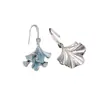 Pendientes de Zirconia con Forma Irregular de Hoja de Ginkgo Azul Diseño para Mujer Pendientes Únicos de Nicho Pendientes Estilo Nuevo 2025
