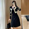 Terno Curto de Alta Qualidade com Costura em Cor Contrastante Estilo Socialite Chanel Primavera e Outono Nova Moda Temperamento Casaco Pequeno Conjunto Moda