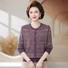 Camiseta Base de Moda Transfronteriza Nueva Moda Primavera y Otoño 2026, Chaqueta Versátil de Moda Tendencia Invierno Nuevo Estilo Chino Reductora de Edad para Personas de Mediana Edad