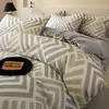 Juego de Cama de Algodón Cepillado de Lujo Ligero para Otoño e Invierno Clase A de Cuatro Piezas, Juego de Funda Nórdica y Sábana de Algodón Puro de Alta Gama de Tres Piezas