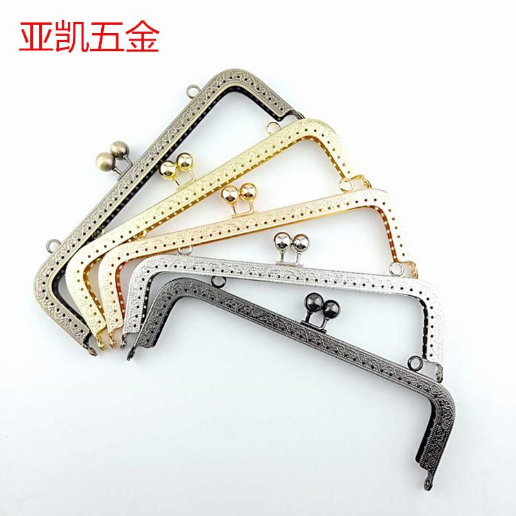0b334fded3d024365bf0c5bf4325bc