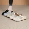 Verano Suela Gruesa Tejido Nuevo Estilo Slip-On Mujer Hueco Transpirable Punta Cerrada Medias Zapatillas Versátiles y de Moda