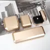 Caja de Joyería LED Caja de Almacenamiento de Joyería Pintada con Pantalla de Luz Caja para Anillos Caja de Empaque para Collares y Pulseras Lista para la Venta