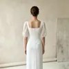 Al por mayor transfronterizo vestido de novia luz blanca cuello cuadrado simple estilo nuevo lujo ligero vestido para ceremonia de compromiso estilo Mori temperamento moderno