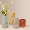 Estilo Nórdico Morandi Linhas Irregulares Textura de Borracha Esmalte Cerâmica Vaso Sala de Estar Sala de Jantar Armário de TV Decoração