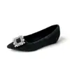 Zapatos de tacón alto de punta fina y boca poco profunda con hebilla cuadrada de pedrería que aumentan la altura 5 cm para mujer, Nuevo estilo coreano 2025, Calzado cálido de gamuza con forro de felpa