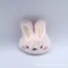 Nuevo broche de conejito de peluche con expresión linda, bolso de conejito, correa de muñeca, accesorios decorativos para muñecas.
