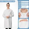 Batas blancas de laboratorio, hechas de mezcla de poliéster y algodón, para uso en farmacias y fábricas de alimentos; disponible en versiones de manga larga y corta; adecuado para médicos y enfermeras; se puede personalizar con logotipos impresos