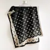 Bufanda jacquard de estilo vintage, elegante, con patrón de diamantes, un chic chal corto con borlas, calentador de cuello cálido para mujer otoño/invierno 2026