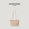 Bolsa de ombro leve para outono e inverno para estudantes, uma bolsa tote estampada de leopardo em estilo retrô, moderna e versátil, adequada para a escola e o trajeto diário