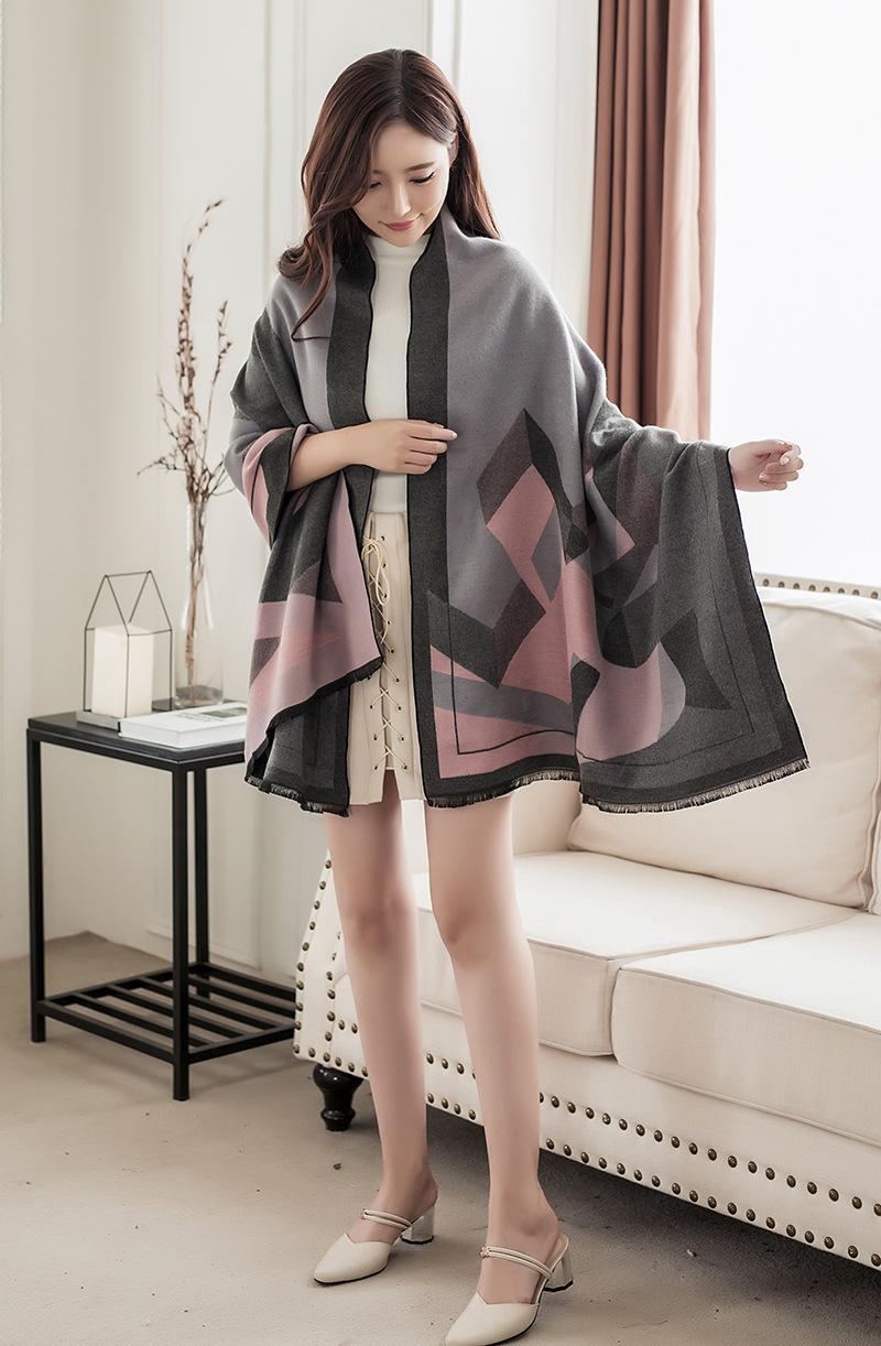 4503912387_911990200