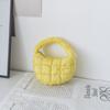 Corea del Sur Dongdaemun Bolso de Mano Nuevo Portátil Algodón Plumón Bolso de Moda para Mujer Mini Bolso Nube Plisado Tipo Dumpling