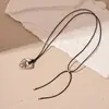 Collar de cuerda de cuero para cachorro de resina irregular personalidad cadena de suéter de alto sentido del temperamento diseño de nicho collar al por mayor