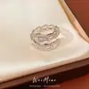 Anel Aberto Personalizado de Moda em Zircônia em Formato de Cobra, Anel de Nicho de Luxo, Joias Minimalistas Exquisitas de Luxo Leve Atacado