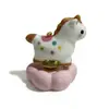 Cerámica Artesanal Jingdezhen Caballo Pequeño Adorno Creativo de Escritorio Figura de Caballo Tang Alivio del Estrés Mascota Linda Regalo Venta Caliente