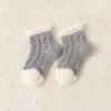 Calcetines de terciopelo de coral para niños invierno grueso forrados de felpa cálidos para bebé niños y niñas dibujos animados para dormir calcetines altos para casa
