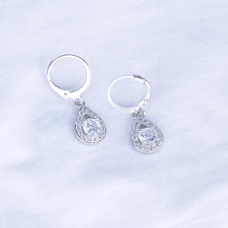 14843062033_1492657371