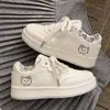 Nuevas Zapatillas de Gatito de Dibujos Animados con Suela Gruesa para Mujer 2026, Estilo Coreano Colorido Bloque de Color Zapatos Blancos, Zapatos Casuales Versátiles para Estudiantes