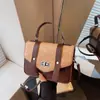 Bolsa Carteiro Retrô Color-Blocking da Moda, Bolsa Transversal Fashion de Nicho para Estudantes, Bolsa de Ombro para o Dia a Dia, Nova Bolsa de Mão de Grande Capacidade