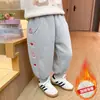 Pantalones de Forro Polar para Niña Otoño Invierno 2026 Estilo Nuevo Moda para Bebé Niña Espesos Casuales Deportivos Pantalones de Chándal Ropa de Invierno para Niños