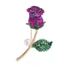 Broche de Rosa Vermelha com Cristais de Diamante de Luxo Japonês e Coreano Senso de Design Pin de Nicho Fixador Decoração de Roupa Terno Jaqueta