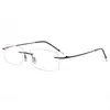 Gafas Sin Montura de Titanio Puro Ultraligero para Miopía para Hombres, Elegantes con Montura Dorada, Atractivas para Mujeres de Negocios, Cambia de Color con Luz Antiazul
