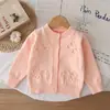 Suéter Bordado para Niñas de Comercio Exterior 2026 Otoño Invierno Nuevo Cardigan Tejido Estilo Coreano Moderno para Niñas Pequeñas Venta al por Mayor