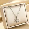 Nuevo producto transfronterizo: Cadena de clavícula elegante y versátil de lujo ligero con incrustaciones de microdiamantes, collar de acero de titanio, accesorio de joyería que no se decolora