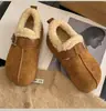 Zapatos de algodón para mujer, nuevo estilo de invierno 2026, suela gruesa, totalmente cerrados, forrados de felpa, engrosados, versátiles, casuales, cálidos y esponjosos