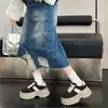 Otoño 2026 Nuevas Llegadas Talla Pequeña Aumentan la Altura Suela Gruesa Modernos Zapatos Casuales de Plataforma Versátiles para Mujer Entrenamiento Alemán Mate Tendencia