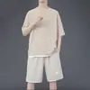 Um conjunto completo de roupas casuais, novo conjunto esportivo de verão, conjunto estiloso masculino de shorts de manga curta em tecido waffle solto