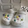 Adequado para Acessórios de Sapato Crocs Plush Mão Grande Mickey Fivela de Sapato DIY Acessórios Removíveis Decoração