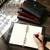 Caderno de Couro Padrão Vintage Personalizado A5, Caderno de Viagem de Couro Bovino Genuíno com Fivela, Bloco de Notas de Folhas Soltas