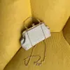 Bolsa de Ombro Simples Shell Nova Moda Primavera e Verão 2025 Bolsa com Corrente Moda Bolsa Transversal Casual Feminina