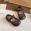 Nuevas Sandalias de Malla con Lazo para Niñas Cubre-Cabeza Primavera/Verano 2026 Zapatos de Bebé de Cuero Suave de Suela Blanda Zapatos Elegantes de Princesa