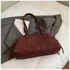 Bolsa de Luxo Acessível com Aparência Sofisticada para Mulheres 2025 Inverno Nova Moda Retrô Nicho Bolsa de Ombro para o Dia a Dia Bolsa Casual de Axila