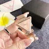 Reloj para chica estilo Ins de malla delgado y pequeño con esfera triangular, venta al por mayor, diseño único
